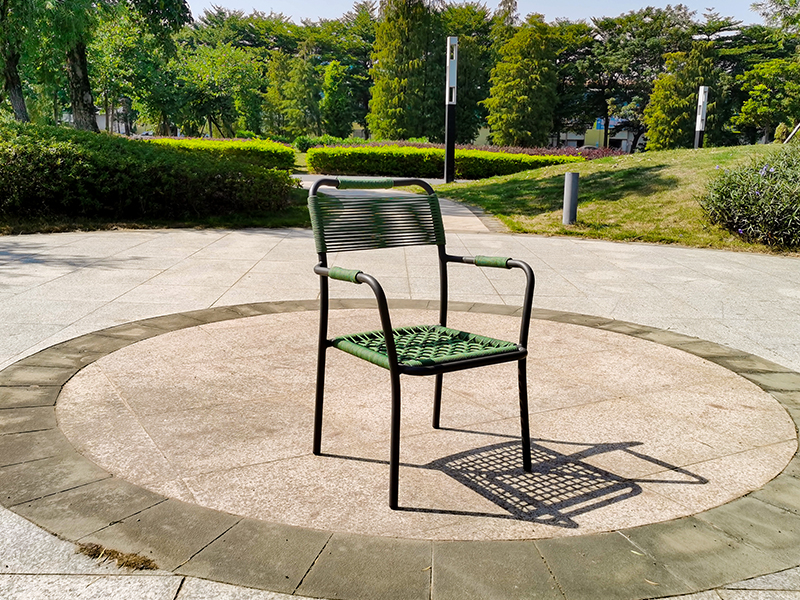 ������YM-Y2002