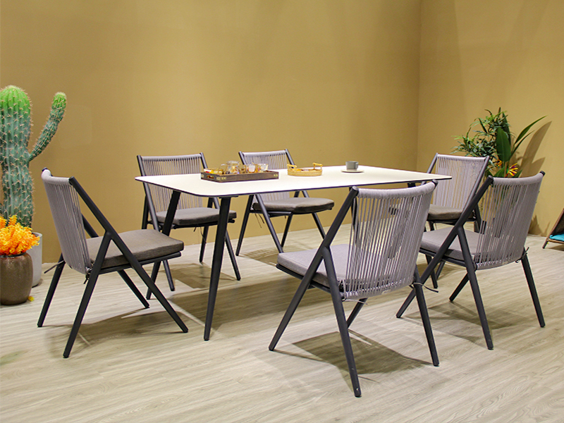 X����X-LX2001